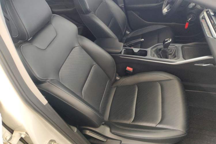 Used Geely Auto Emgrand 2023 4th Generation Champion Edition 1.5L Manual Luxury Model