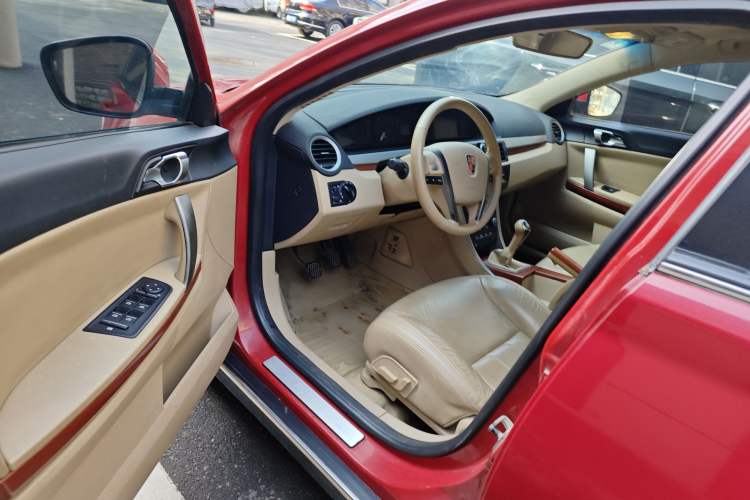 Used Roewe 550 2013 Classic Edition 550 1.8L Manual Luxury Model
