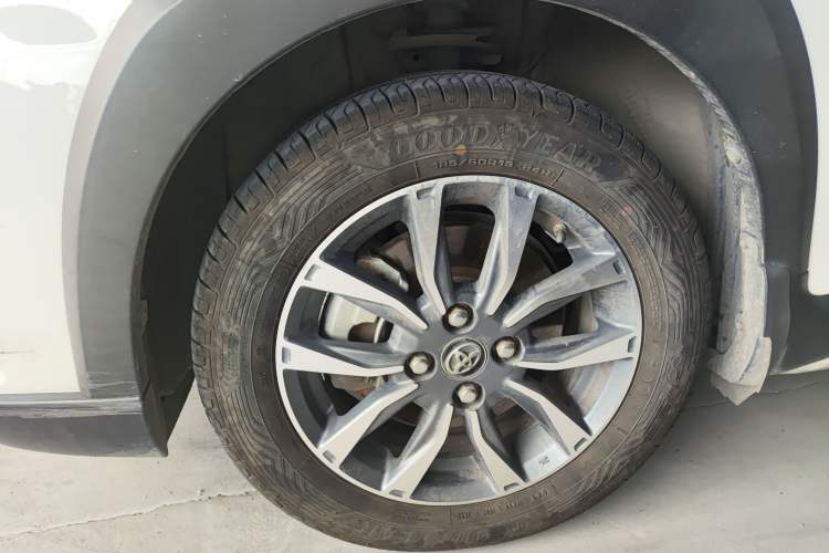 Used Toyota YARiS L Zhi Xuan 2021 X-Trail 1.5L CVT Leading Edition Left Front Wheel Hub
