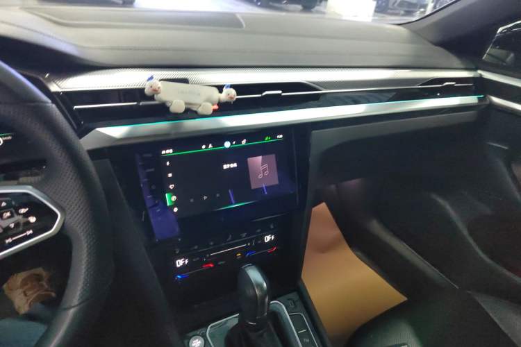 Used Volkswagen FAW-Volkswagen CC 2023 380TSI Striking Edition
