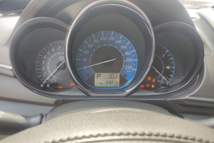 Used Toyota YARiS L Zhi Xuan 2015 1.5E Automatic Charm Edition Instrument Cluster