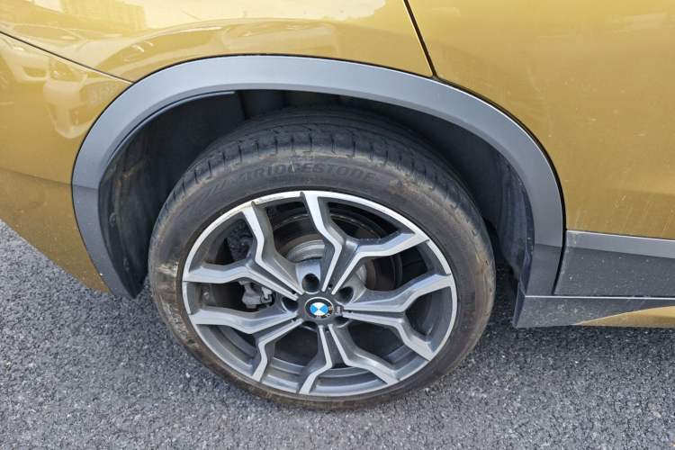 Used BMW X2 2018 sDrive25i Luxury Model with M Off-Road Package China V Emission Standard
