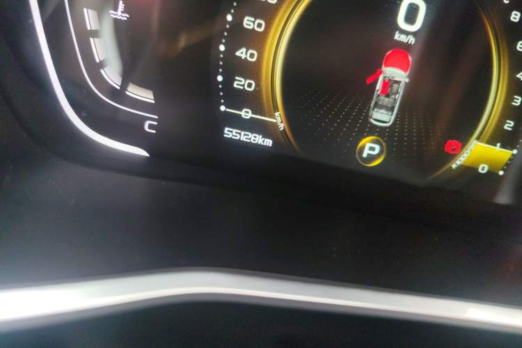 Used Geely Auto Coolray 2019 Sport Model 260T DCT Battle China V Standard Odometer Close Up