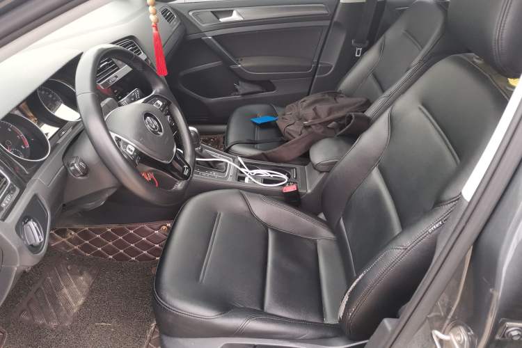 Used Volkswagen Golf 2019 1.8TSI Travel Edition