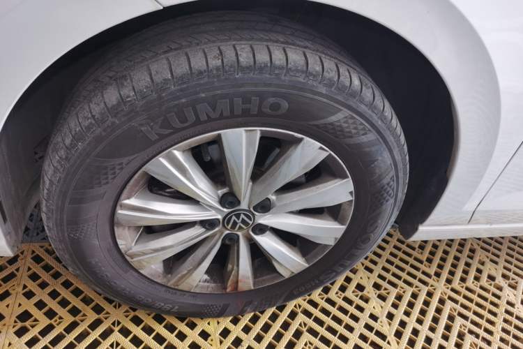 Used Volkswagen Lavida 2023 New Sharp 1.5L Automatic Excellent New Edition