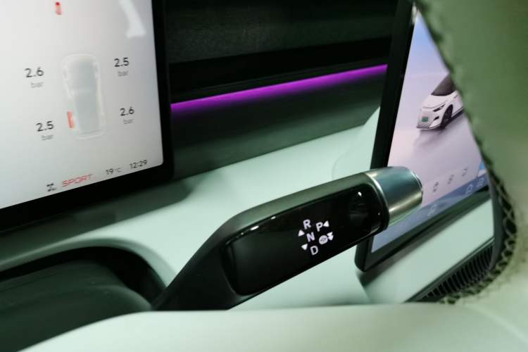 Used XPeng X9 2024 702 Ultra-Long Range Pro