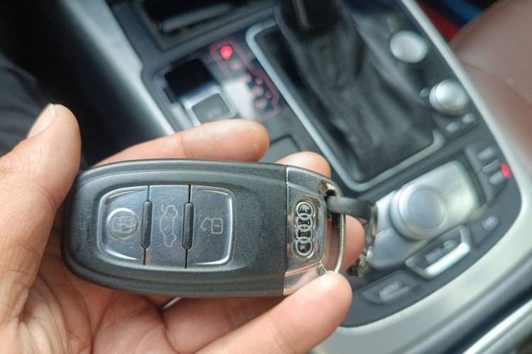 Used Audi A6L 2018 30th Anniversary Edition 35 TFSI Fashion Model
