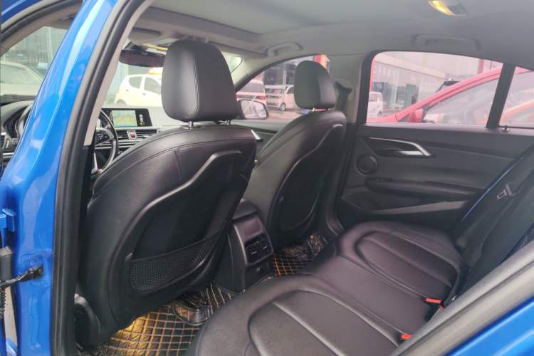 Used BMW 1 Series 2017 118i Design Package Model