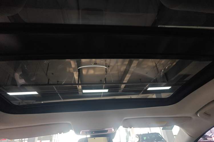 Used Buick LaCrosse 2019 28T Avenir Headliner