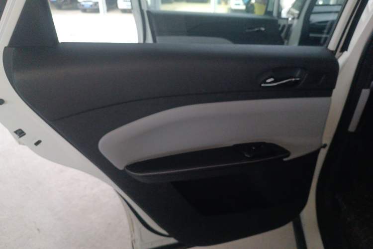 Used Venucia VX6 2023 520 Pro
