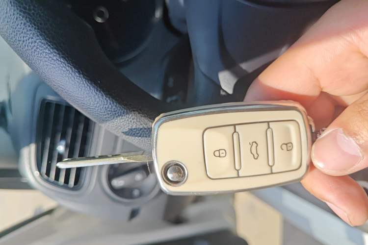 Used Volkswagen Polo 2016 1.4L Automatic Trendy Model Vehicle Key