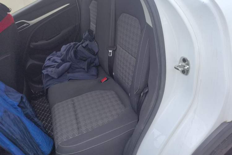 Used MG ZS 2018 1.5L Manual 65-inch Giant-Screen Sunroof Version China V Standard