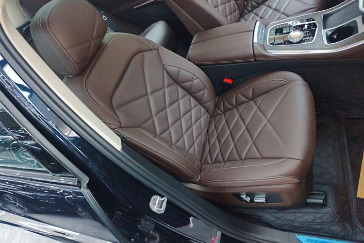 Used BMW X5 2023 xDrive 30Li Luxury M Sport Night Edition Package