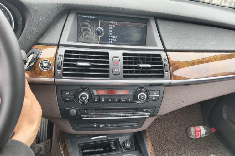 Used BMW X5 2011 xDrive35i Luxury Model Audio And AC Panel