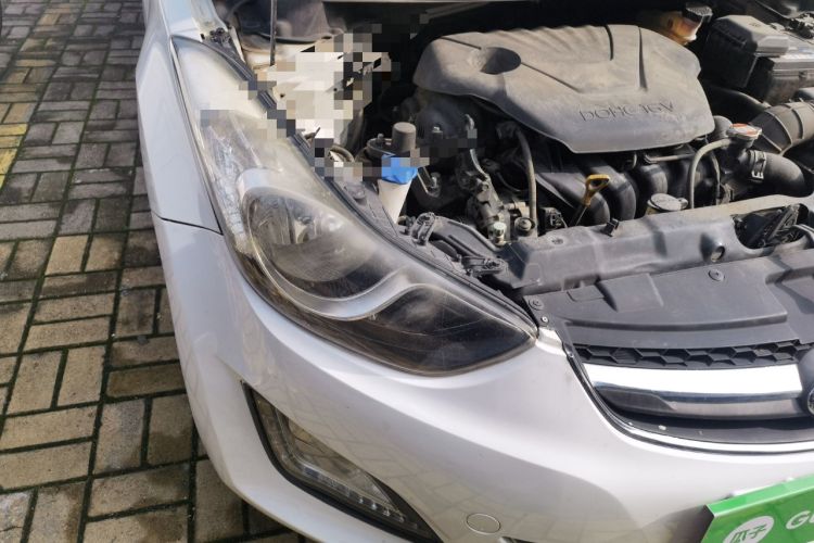 Used Hyundai Elantra (5th Generation / Langdong) 2015 1.6L Automatic Luxury Model Right Front Headlight