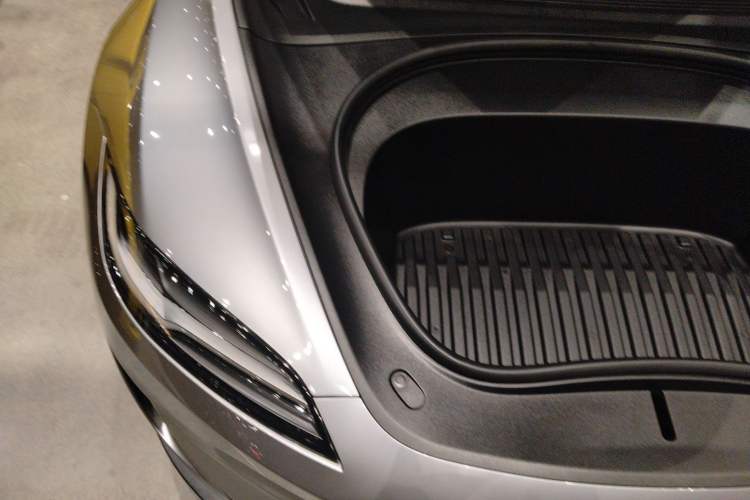 Used Tesla Model 3 2024 High-Performance All-Wheel-Drive Version

