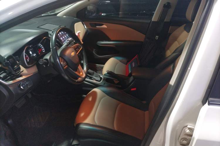 Used Chevrolet Monza 2022 320 Automatic Enjoyment Sunroof Version Left Front Seat