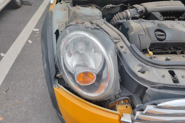 Used MINI 2011 1.6L ONE
