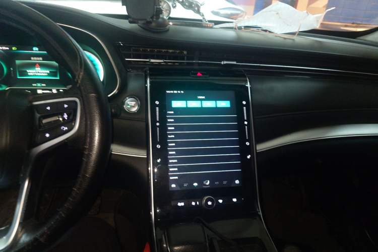 Used Roewe RX5 eMAX 2020 500 PHEV 4G-Connected Luxury Edition
