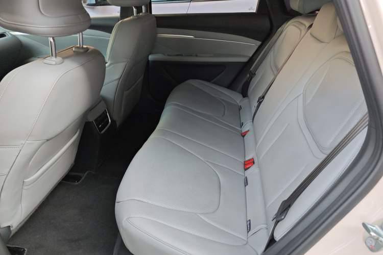 Used XPeng MONA M03 2024 620 with Ultra-Long Range