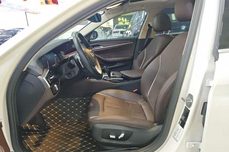 Used BMW 5 Series 2019 530Li Luxury Edition Premium Package
