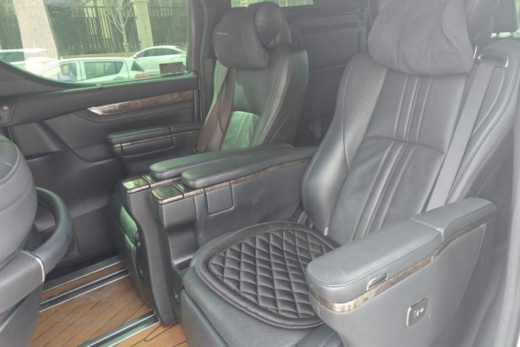 Used Toyota Alphard 2021 Dual-Engine 2.5L Prestige Edition Left Rear Seat