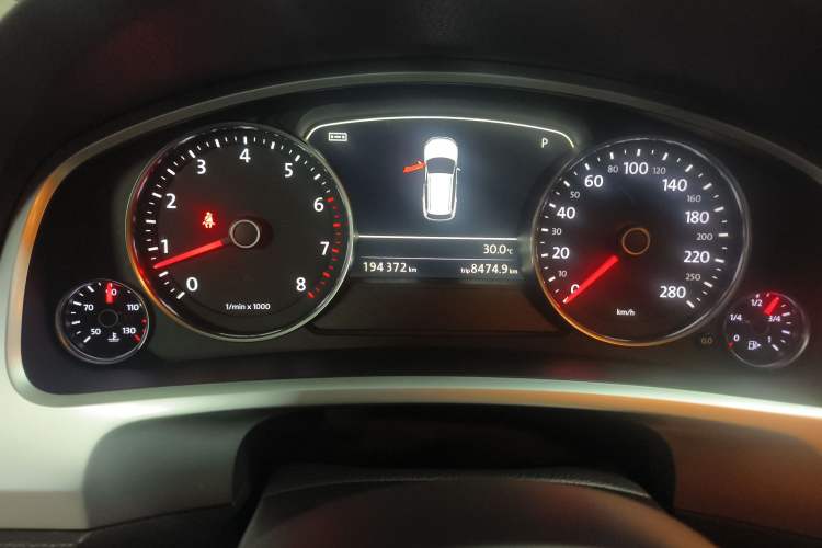 Used Volkswagen Touareg 2014 3.0 TSI New Edition
