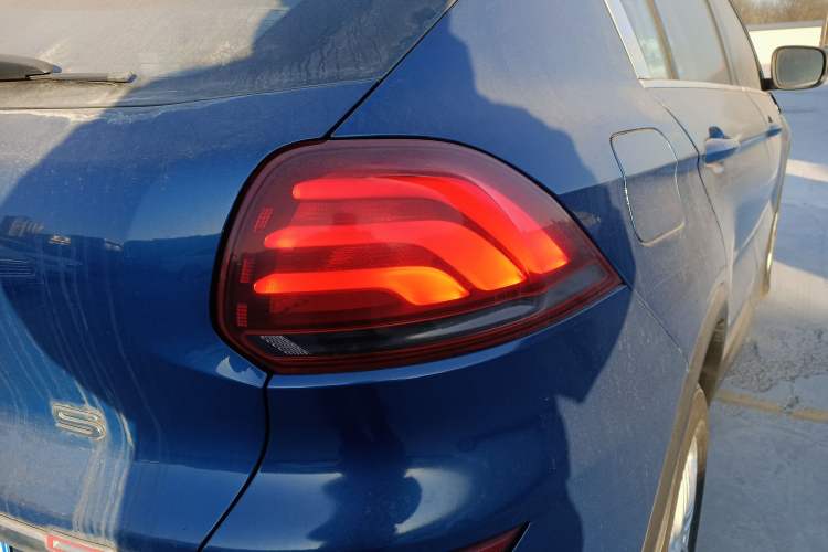 Used Qoros 5 2018 Revised Version 1.6T Automatic Leading Edition
