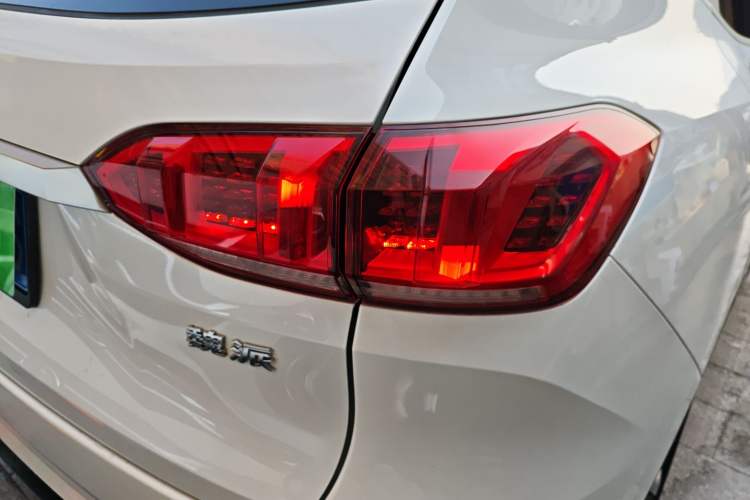 Used Wey VV6 2020 2.0T Two-Wheel Drive Smart Protection+
