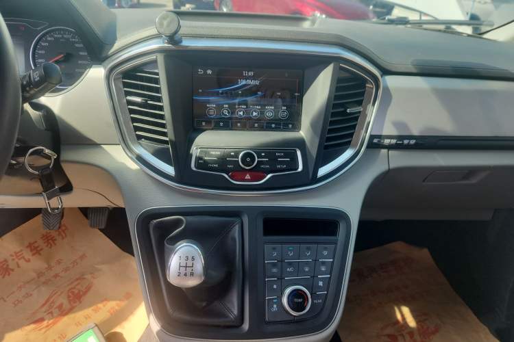 Used JAC Refine M4 2019 Business Series 2.0L Manual Business Version China V Standard