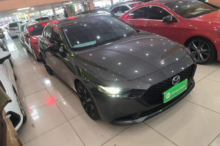 Used Mazda 3 Axela 2022 2.0L Automatic Premium Black Obsidian Edition
