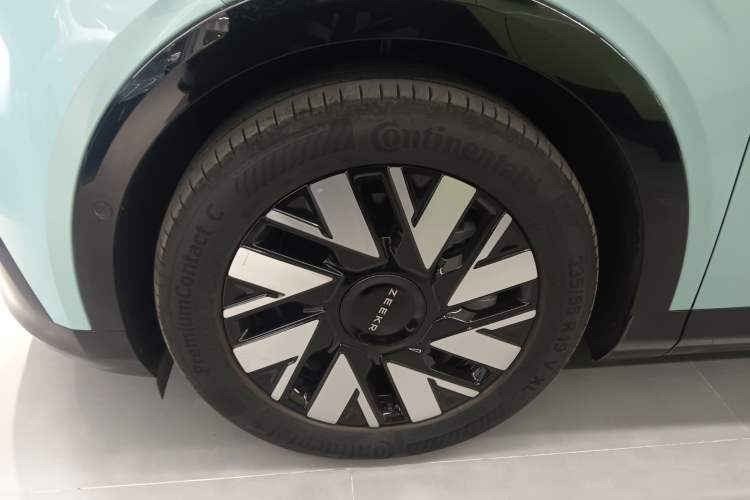 Used Zeekr MIX 2025 Long-Range Intelligent Driving Edition Left Front Wheel Hub