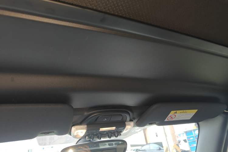 Used MINI MINI 2023 Second Facelift 2.0T COOPER S CABRIO Artist