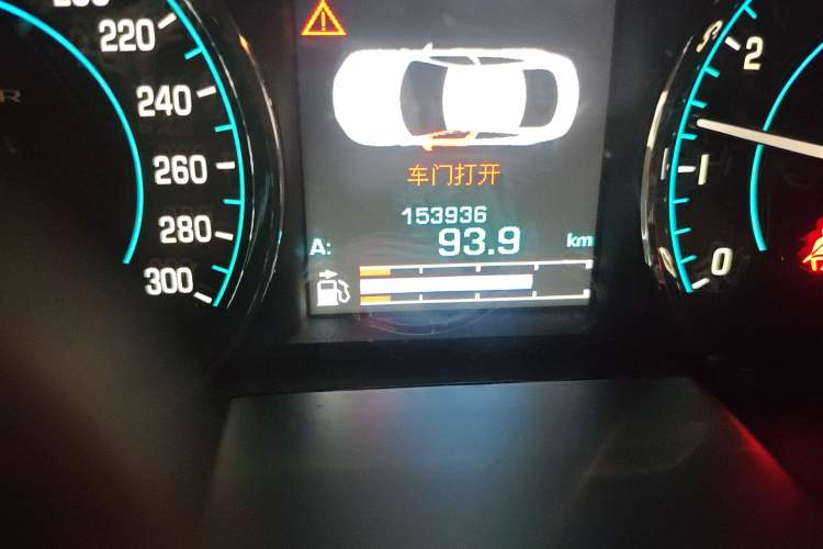 Used Jaguar XF 2014 XF 2.0T Prestige Edition Odometer Close Up