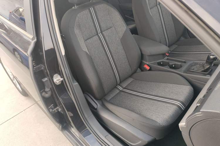 Used Volkswagen Lavida 2018 1.5L Automatic Fashion Edition China V Standard
