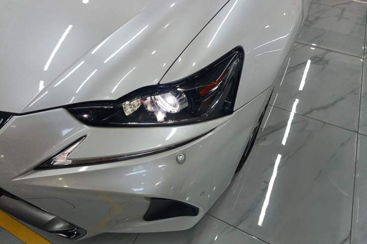 Used Lexus IS 2017 300 FENGSHANG Edition
