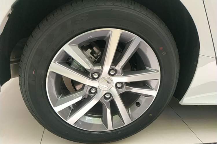 Used Honda Civic 2025 240TURBO CVT Smart & Fun Plus