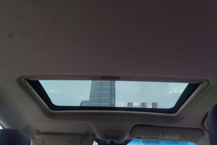 Used Baojun 560 2015 1.8L manual luxury version
