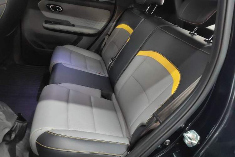 Used AION Y 2021 70 Enjoyment Tech Edition
