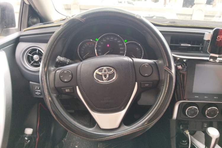 Used Toyota Levin 2017 Revised Version 185T CVT Elite Edition China VI Standard
