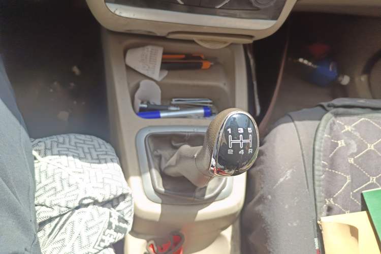 Used BAIC Weiwang M30 2017 1.5L M30S Standard DAM15DL
