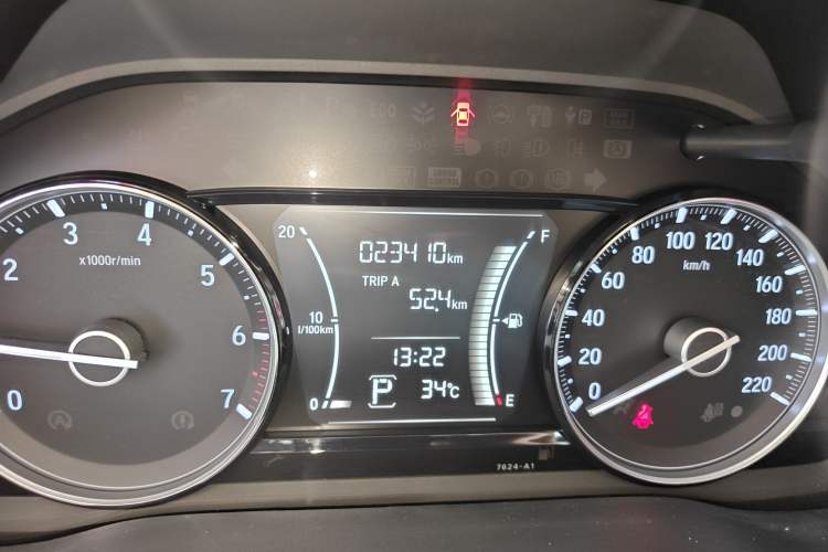 Used Honda Crider 2019 180 Turbo CVT Luxury Edition China VI Emission Standard Odometer Close Up