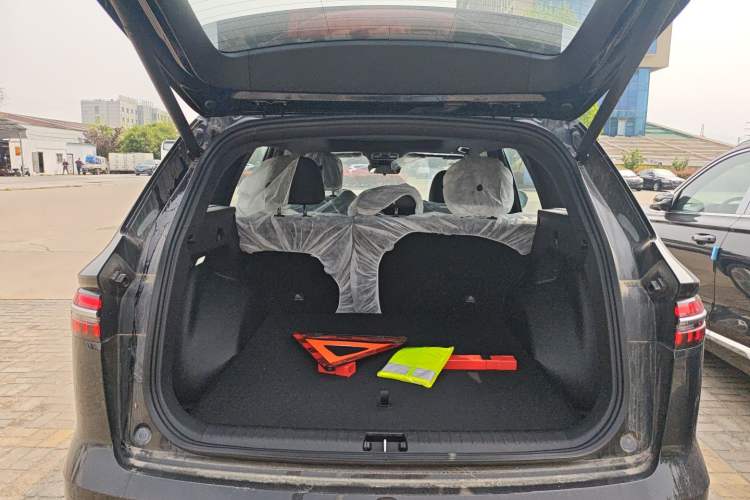 Used Geely Auto Monjaro L 2024 2.0TD DCT EVO Two-Wheel Drive Long-Range Version
