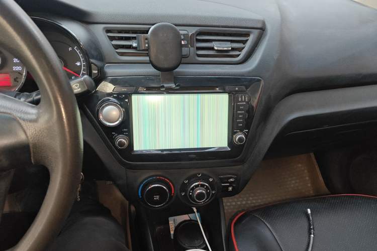 Used Kia K2 2012 Sedan 1.4L MT GLS Commemorative Edition