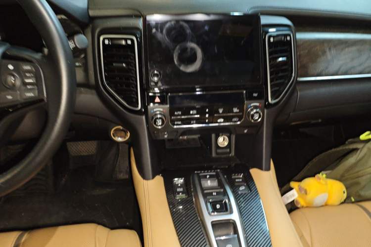 Used Honda UR-V 2020 370TURBO Two-Wheel Drive Luxury Edition Audio And AC Panel