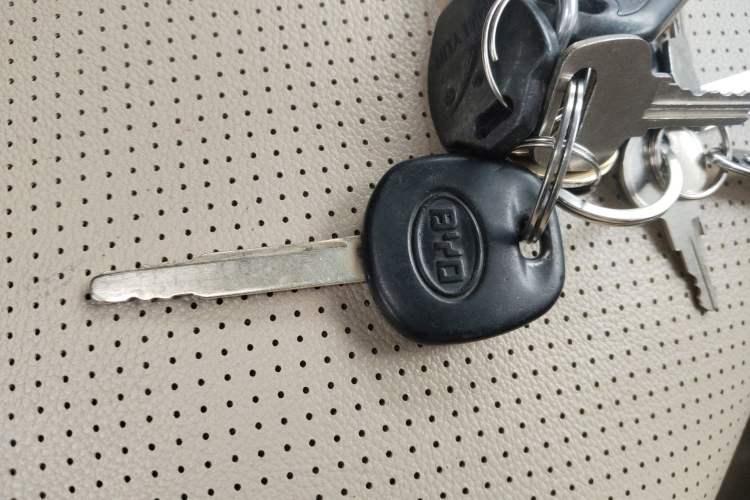 Used BYD F3 2011 1.5L New Platinum Edition Standard Version
