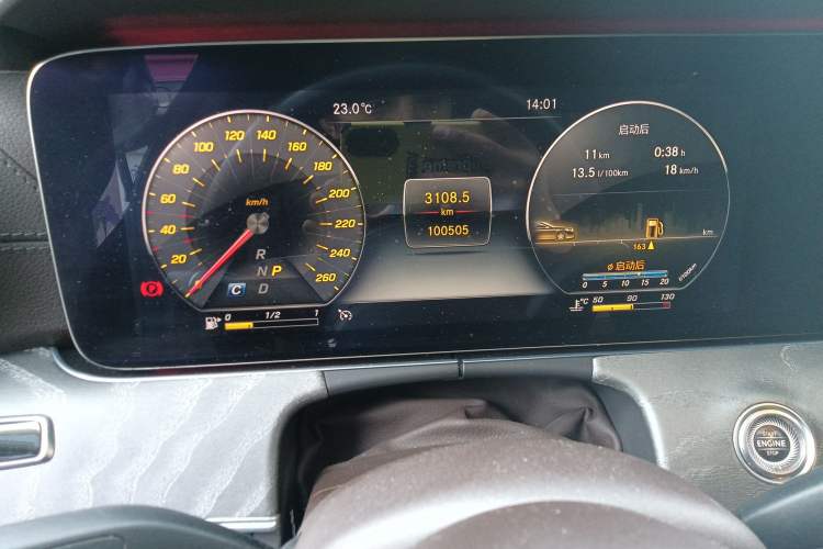 Used Mercedes-Benz CLS 2018 CLS 300 Luxury Model Instrument Cluster