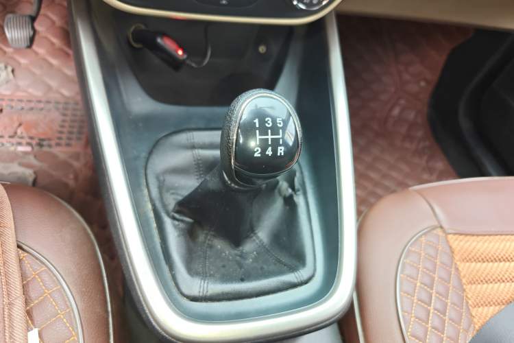 Used Ford Escort 2015 1.5L Manual Comfort Model
