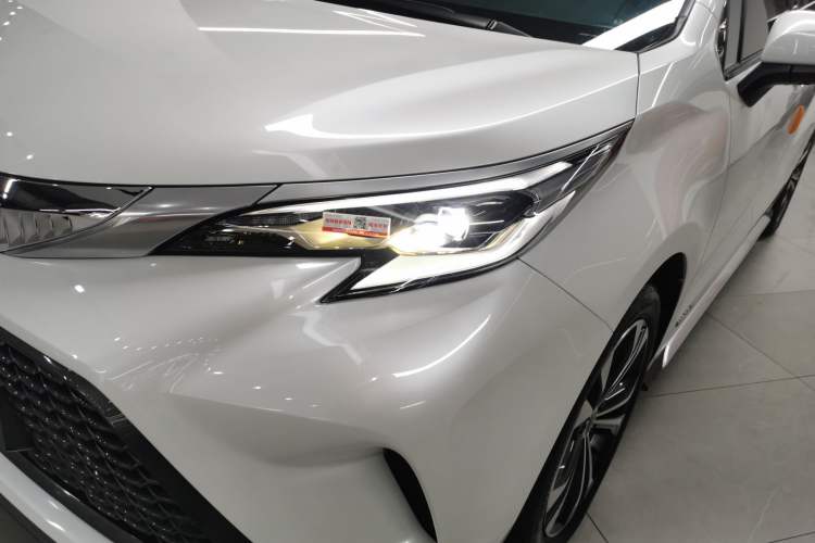 Used Toyota Granvia 2023 2.5L Hybrid Prestige PLUS Edition