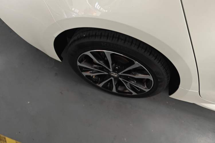 Used Toyota Levin 2019 Dual-Engine 1.8H E-CVT Sport Edition China VI Standard